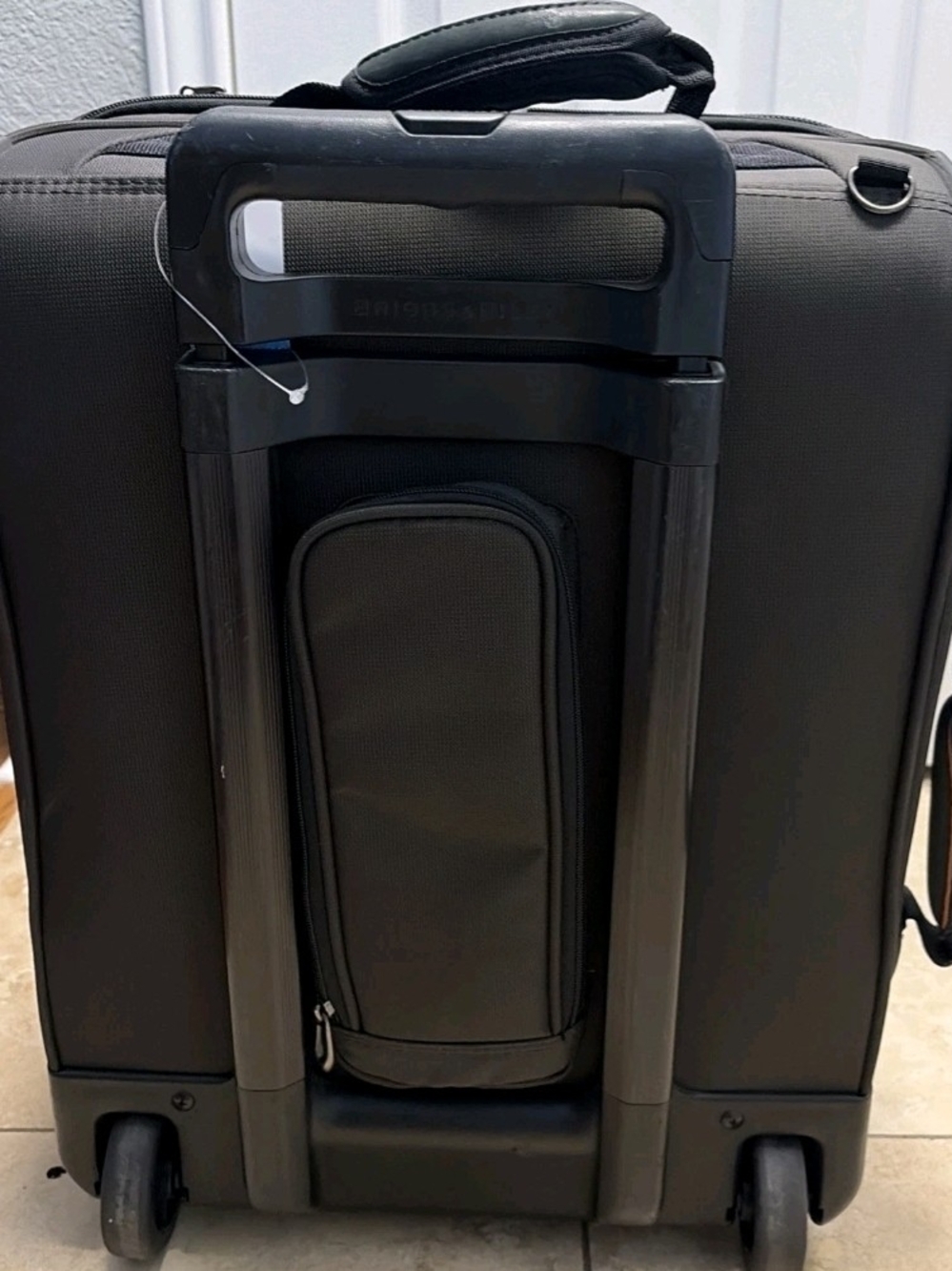 Briggs And Riley 26" Check In Luggage Only Used For Display - Picture 10 of 11